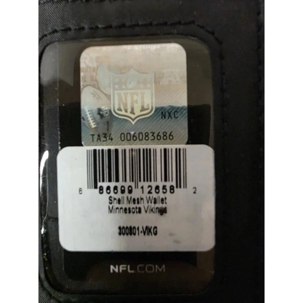 NFL Minnesota Vikings Licensed Shell Mesh Wallet  7-1/8